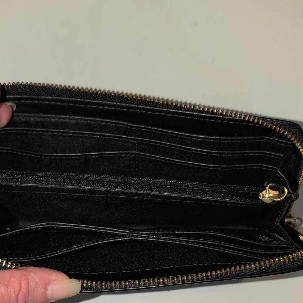 Coach Poppy Signature Zip Around Long Wallet - Picture 3 of 11